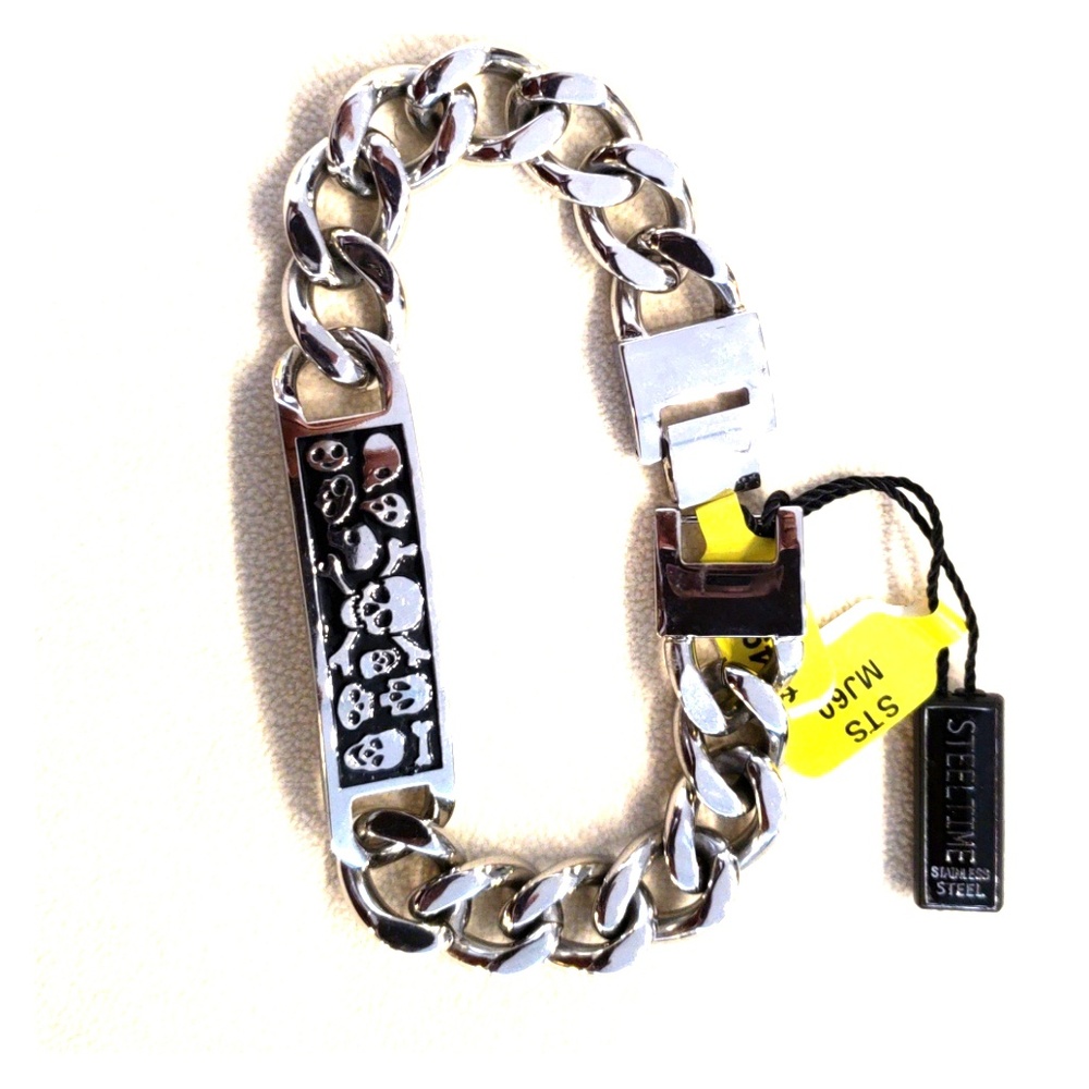 Stainless Steel  9.5" Cuban Skull Bracelet